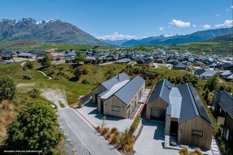 Photo of property in 11a Double Cone Road, Jacks Point, Queenstown, 9371