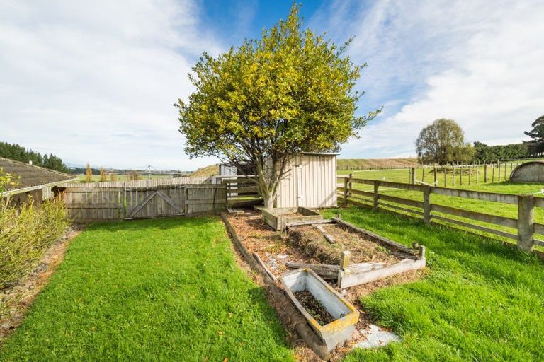 Photo of property in 32 Hillcrest Road, Ashhurst, Palmerston North, 4470
