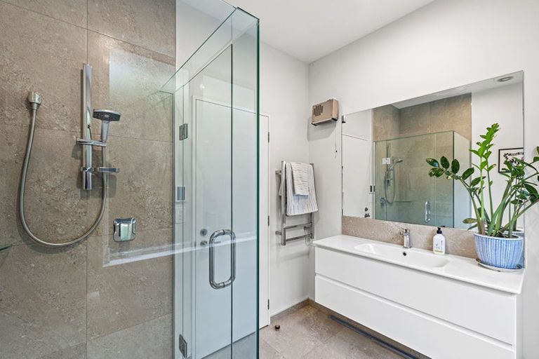 Photo of property in 66 Watford Street, Strowan, Christchurch, 8052