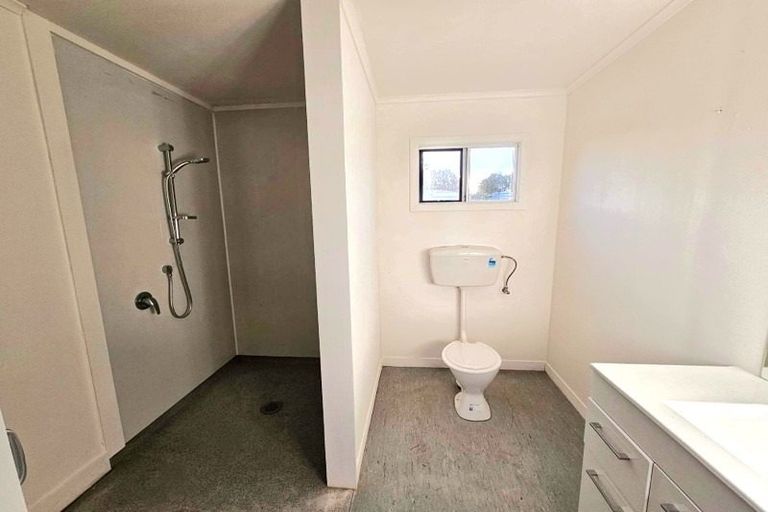 Photo of property in 79 Thatcher Street, Castlecliff, Whanganui, 4501