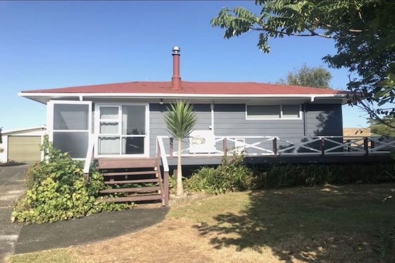Photo of property in 24 Thorn Road, Tuakau, 2121
