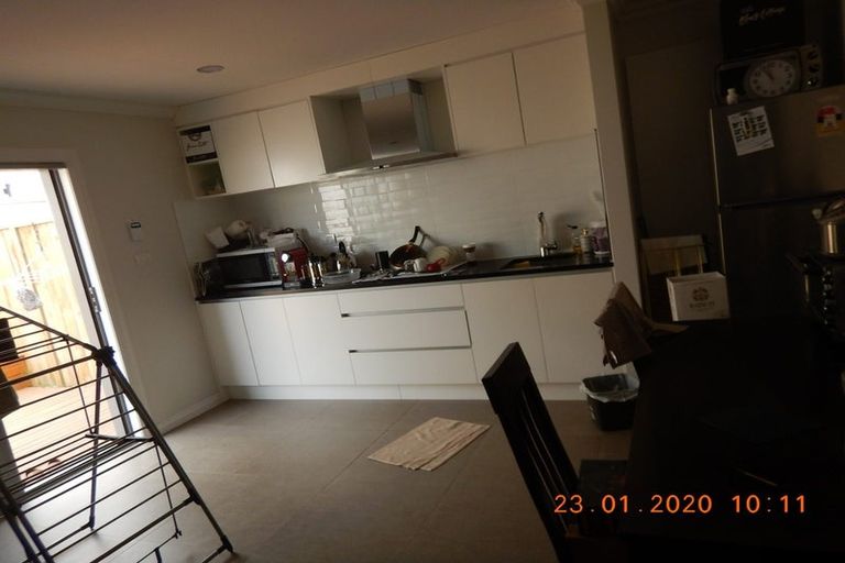 Photo of property in 50 Colliston Rise, Pinehill, Auckland, 0632