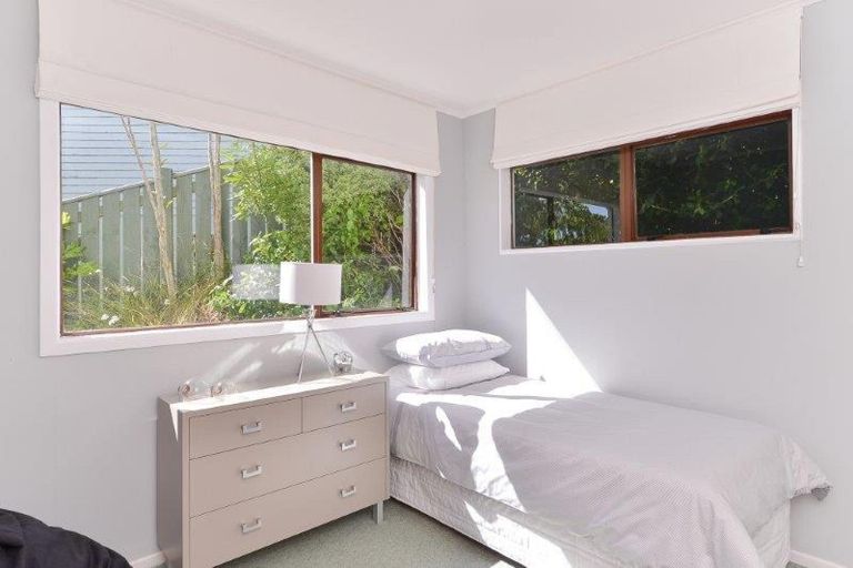 Photo of property in 157 Orangi Kaupapa Road, Northland, Wellington, 6012