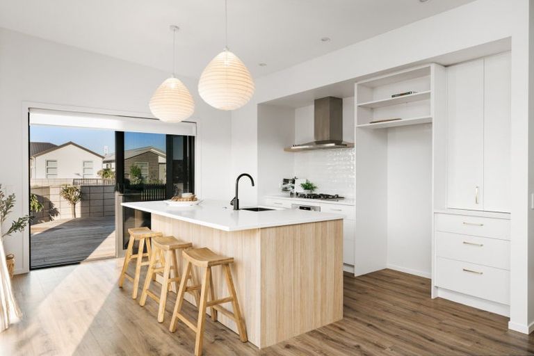 Photo of property in 26 Bill Miller Drive, Papamoa, 3118