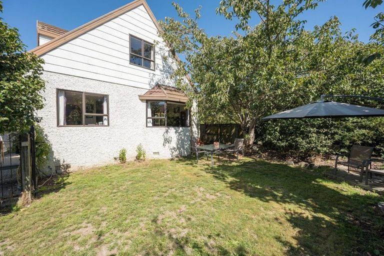 Photo of property in 12 James Place, Richmond, 7020