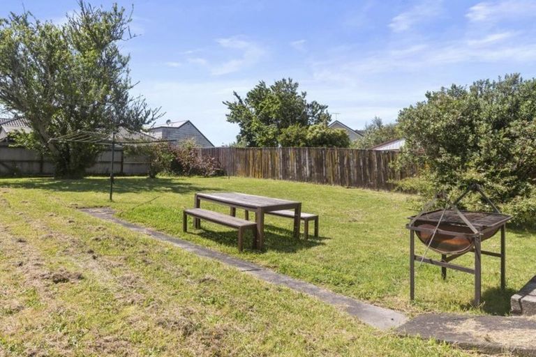 Photo of property in 183 Rathgar Road, Henderson, Auckland, 0610