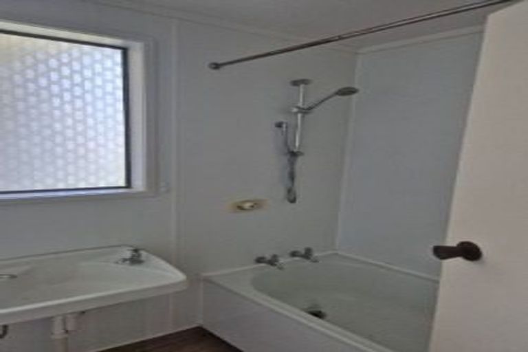 Photo of property in 15a Gillies Street, Outer Kaiti, Gisborne, 4010