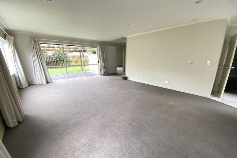 Photo of property in 14 Ritchie Crescent, Takanini, 2112