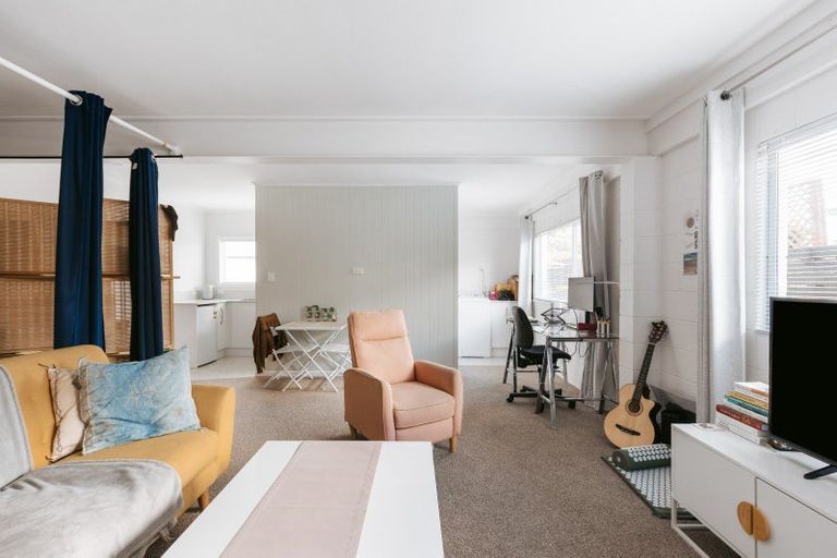 Photo of property in 124c Edgecumbe Road, Tauranga South, Tauranga, 3112