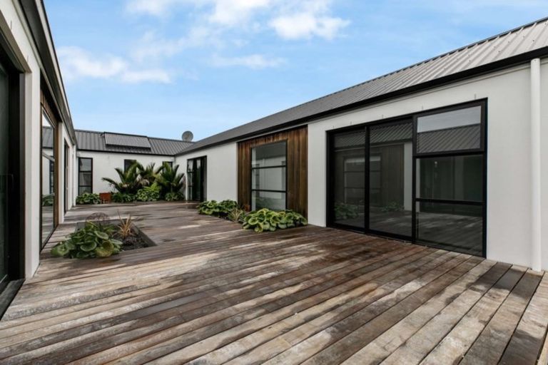 Photo of property in 3 Montia Close, Papamoa Beach, Papamoa, 3118