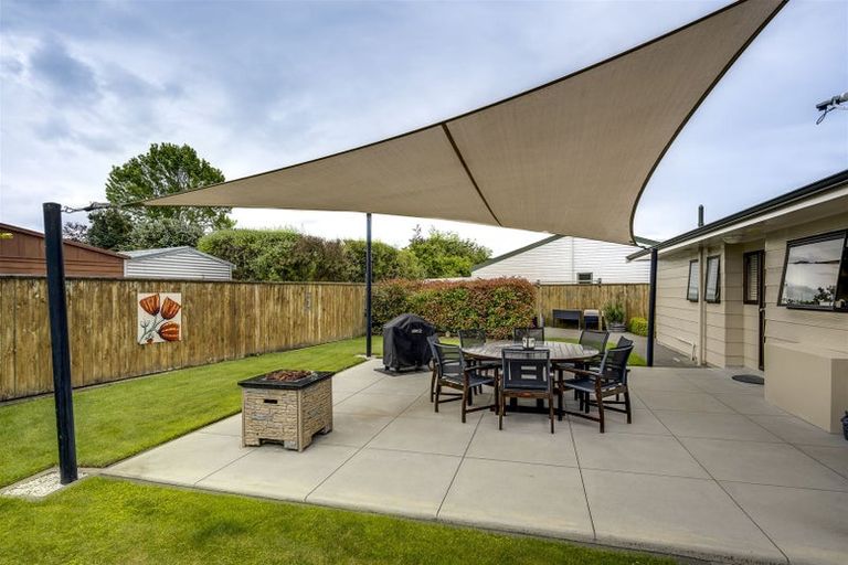 Photo of property in 23a Hammond Road, Taradale, Napier, 4112