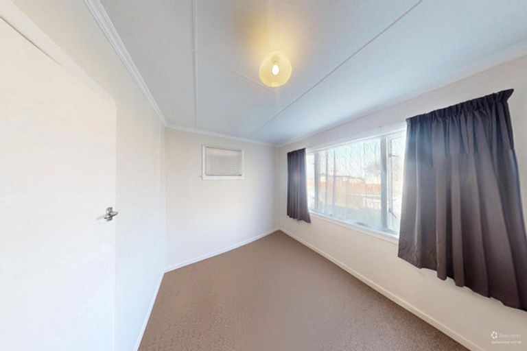Photo of property in 36 Cornfoot Street, Castlecliff, Whanganui, 4501