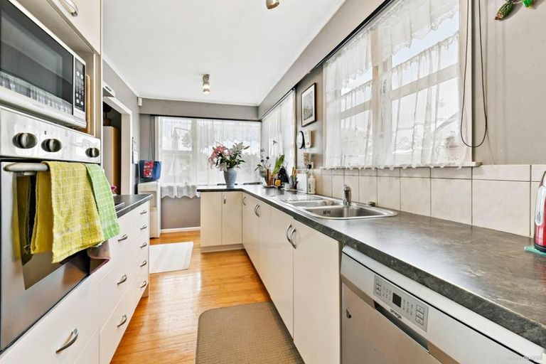 Photo of property in 26 Resolute Way, Papakura, 2110