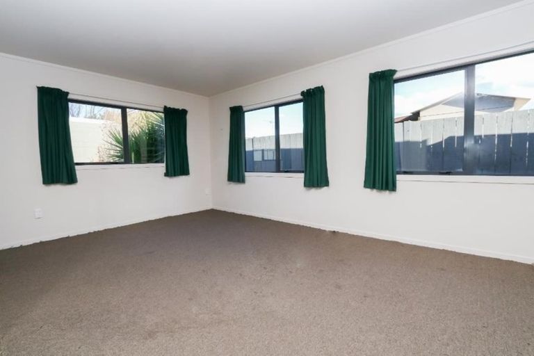 Photo of property in 6 Splitt Avenue, Glenview, Hamilton, 3206