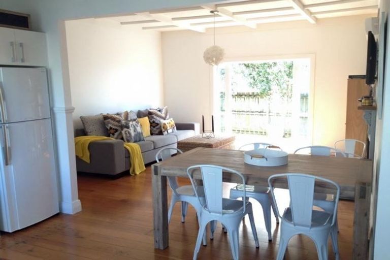 Photo of property in 9 School Road, Tuakau, 2121