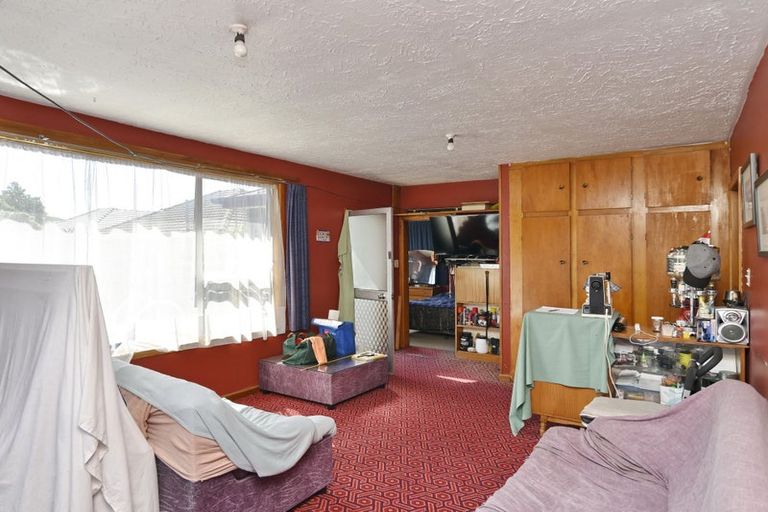 Photo of property in 1/17 Frensham Crescent, Woolston, Christchurch, 8062