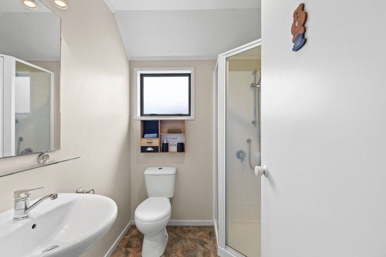 Photo of property in 19 Kingfisher Way, Te Kowhai, Hamilton, 3288