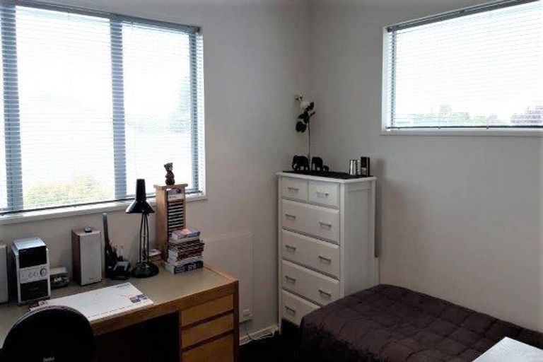 Photo of property in 11 Riverbank Road, Northwood, Christchurch, 8051