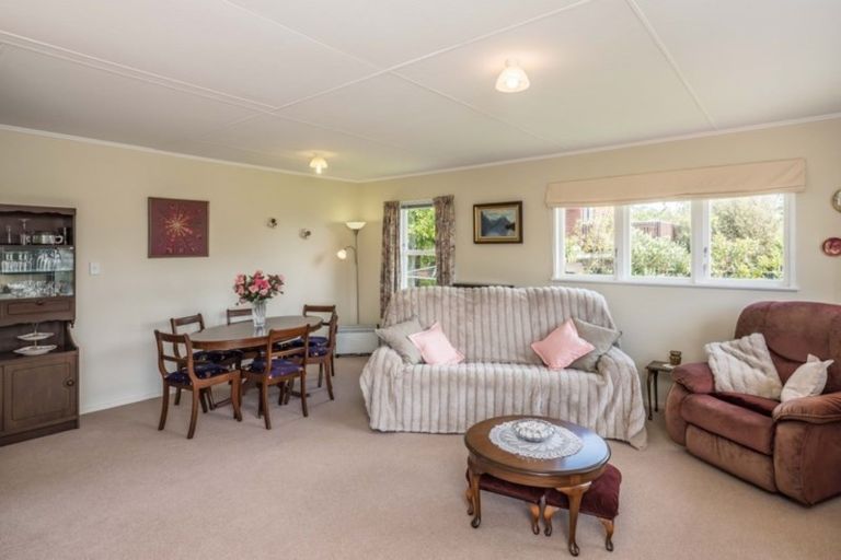 Photo of property in 20a Matai Street, Waikanae, 5036