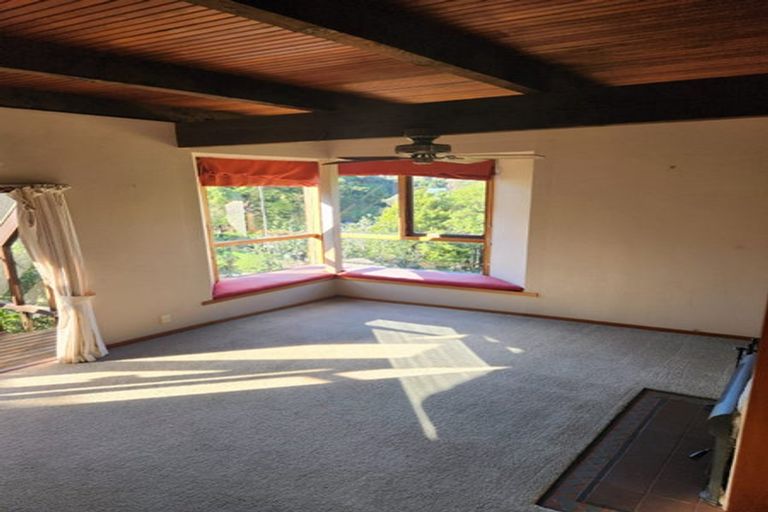 Photo of property in 6a Woodford Way, Crofton Downs, Wellington, 6035