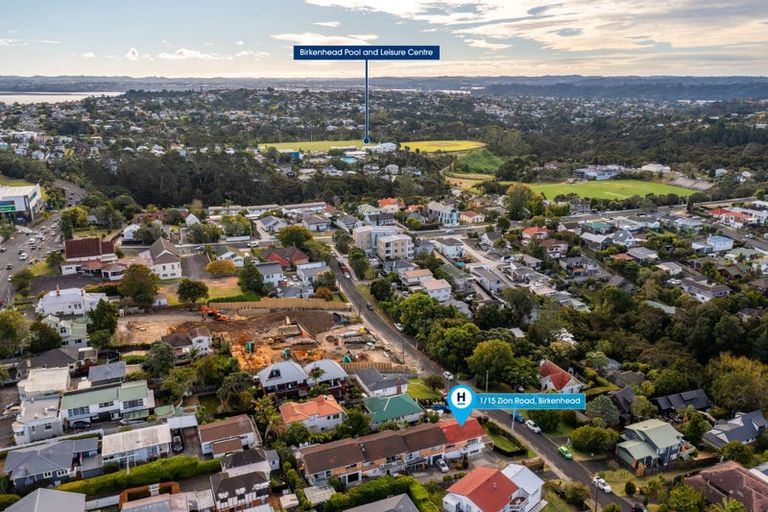 Photo of property in 1/15 Zion Road, Birkenhead, Auckland, 0626