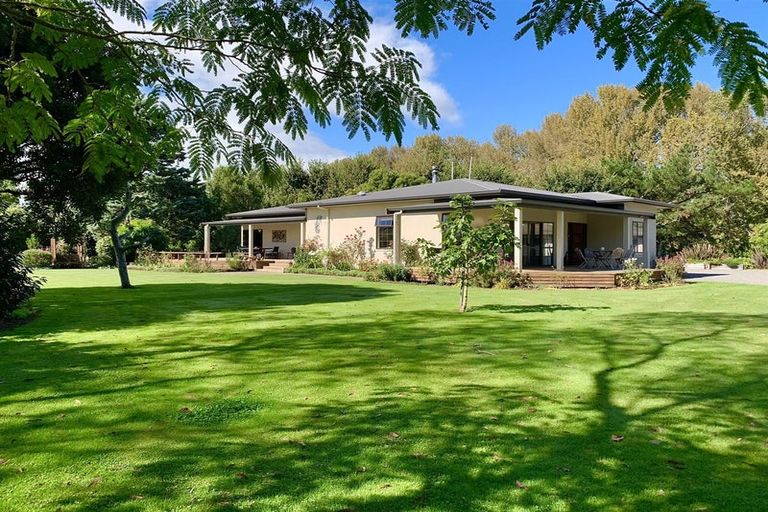 Photo of property in 105 Lindsay Road, Waipukurau, 4283