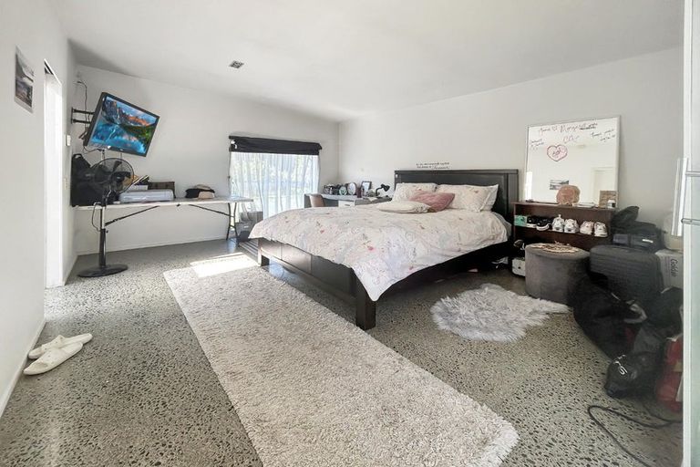 Photo of property in 364 Lake Terrace, Two Mile Bay, Taupo, 3330