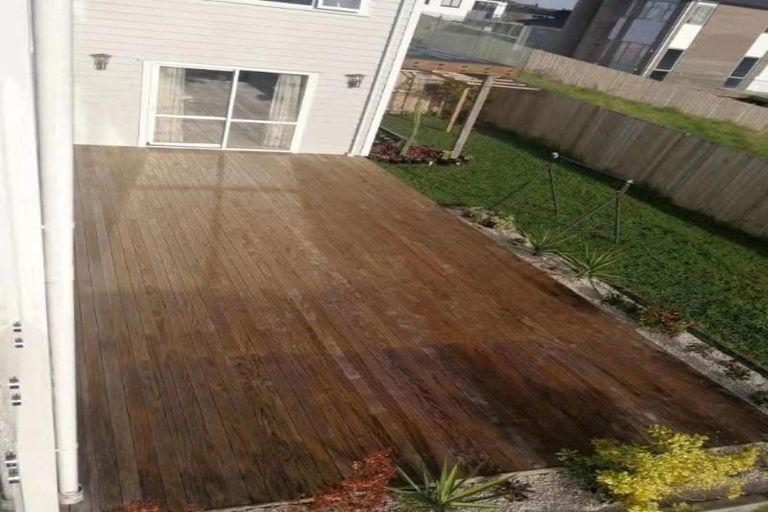 Photo of property in 21 Spyglass Street, Red Beach, 0932