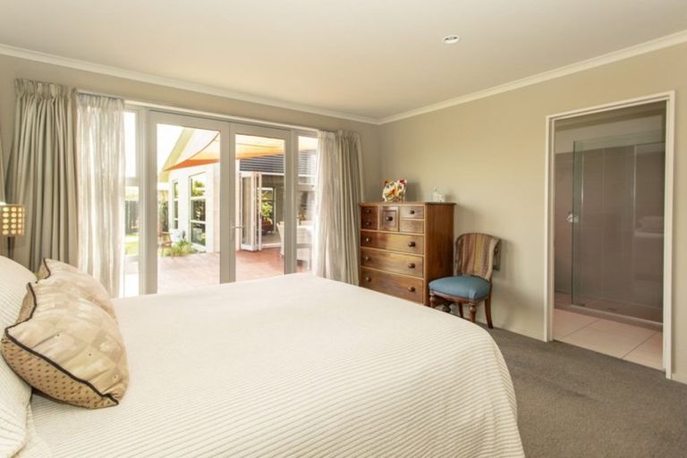 Photo of property in 14 Torbay Avenue, Huntingdon, Ashburton, 7774