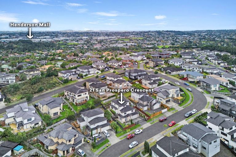 Photo of property in 21 San Prospero Crescent, Henderson, Auckland, 0612