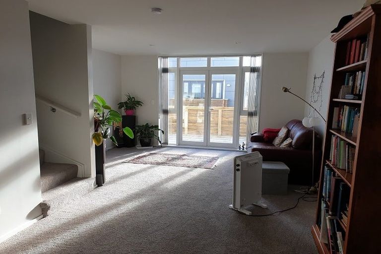 Photo of property in Pirie Street Townhouses, 32/35u Pirie Street, Mount Victoria, Wellington, 6011