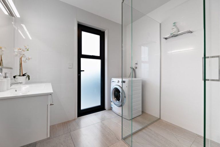 Photo of property in 10 Seaway Terrace, Otumoetai, Tauranga, 3110