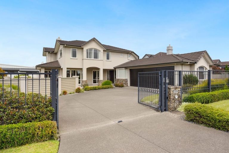 Photo of property in 22 Bluefin Way, West Harbour, Auckland, 0618