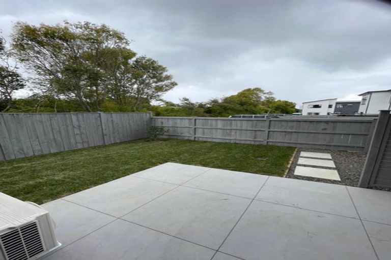 Photo of property in 19 Ngakoro Road, Karaka, Papakura, 2113