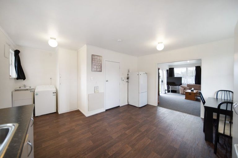 Photo of property in 19 Clendon Place, Manurewa, Auckland, 2102