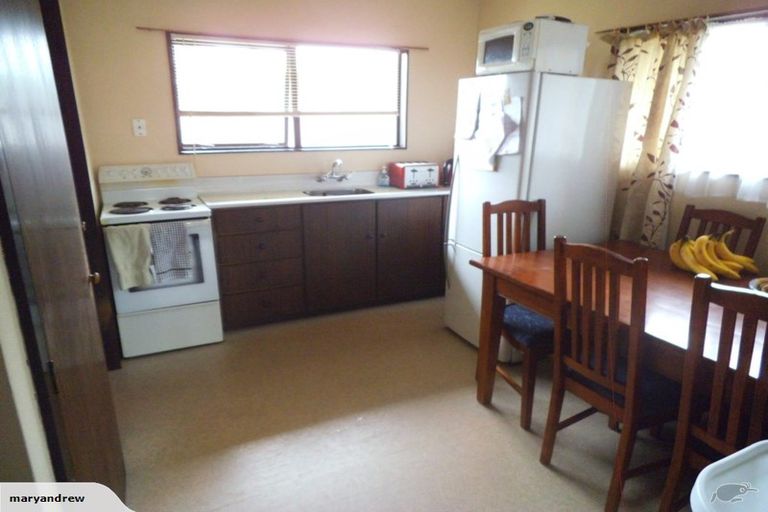 Photo of property in 2/150b Mackenzie Avenue, Woolston, Christchurch, 8023