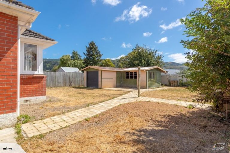 Photo of property in 15 Ngata Grove, Trentham, Upper Hutt, 5018