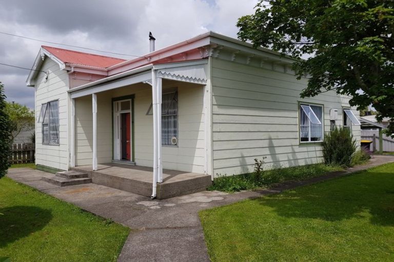 Photo of property in 54 Derby Street, Westport, 7825