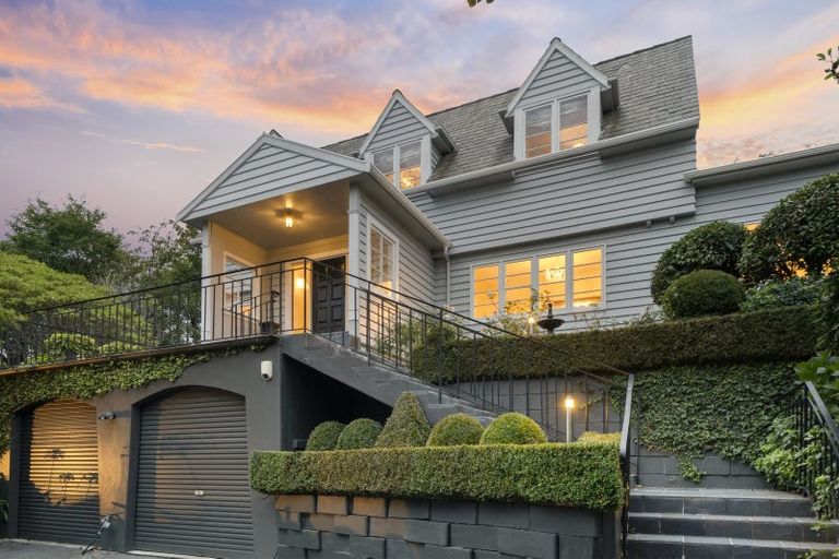 Photo of property in 1 Homewood Avenue, Karori, Wellington, 6012