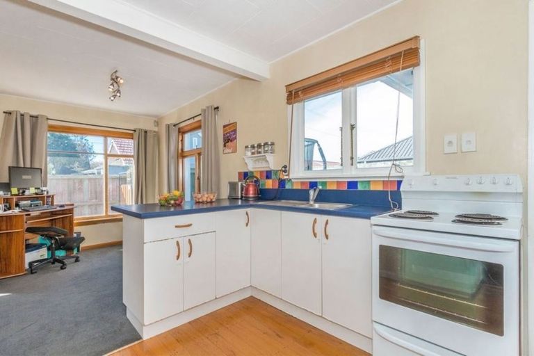 Photo of property in 8 Fovant Street, Russley, Christchurch, 8042