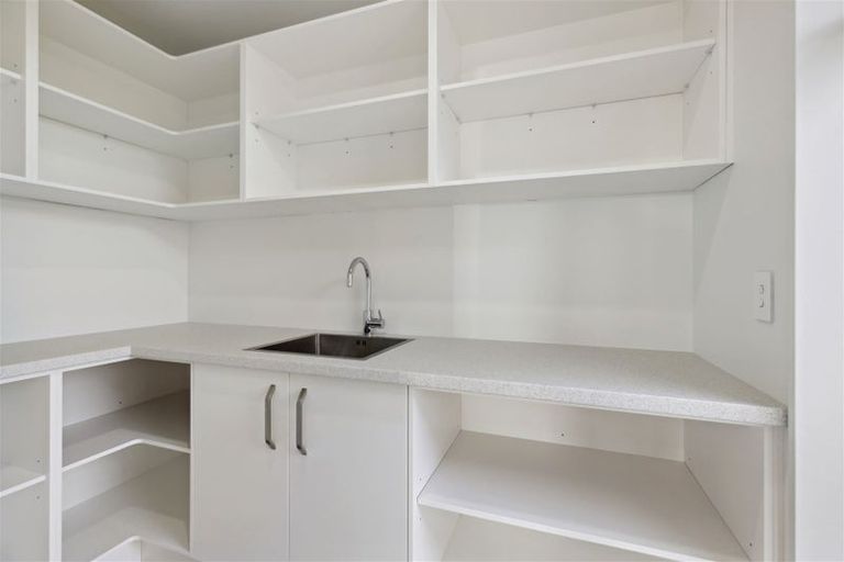 Photo of property in 8 Ivan Mauger Place, Rolleston, 7615