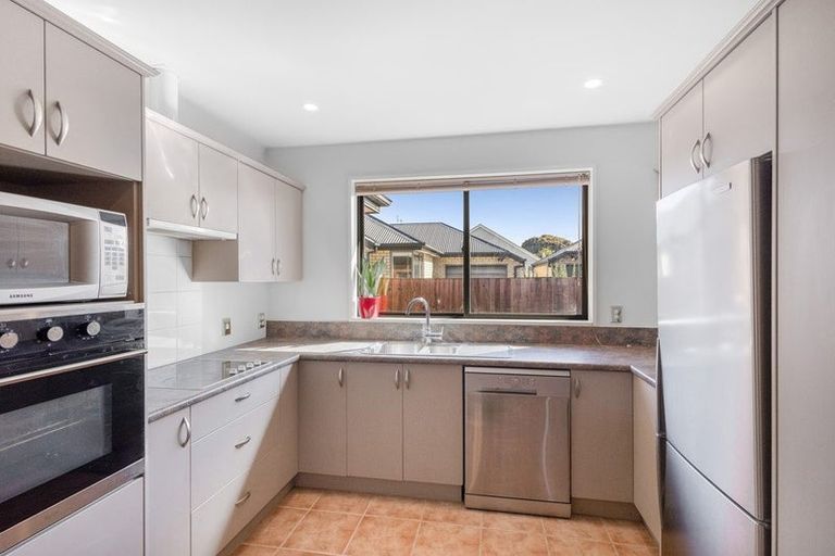 Photo of property in 10 Evatt Street, Bryndwr, Christchurch, 8053