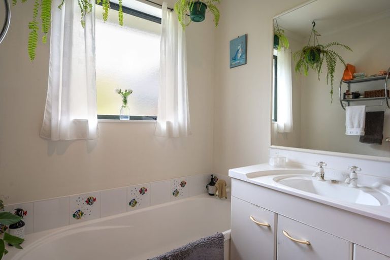 Photo of property in 78 Starveall Street, Brightwater, 7022