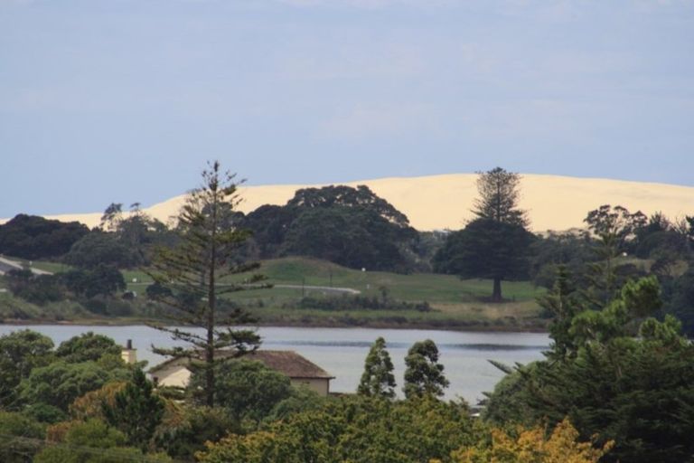 Photo of property in 10 Kuaka Crescent, Mangawhai, 0505