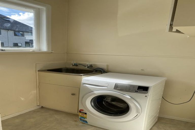 Photo of property in 8 Gadsby Place, Hamilton East, Hamilton, 3216