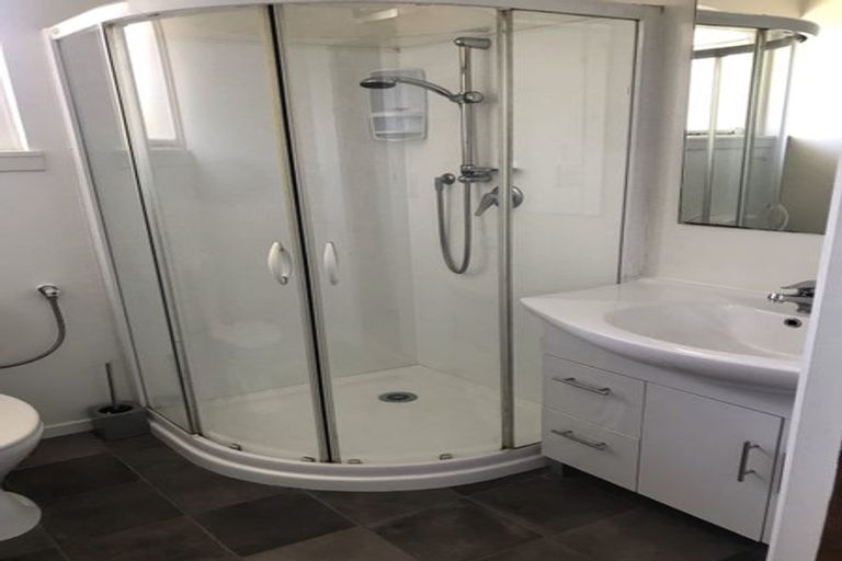 Photo of property in 3/102 Edward Avenue, Edgeware, Christchurch, 8013