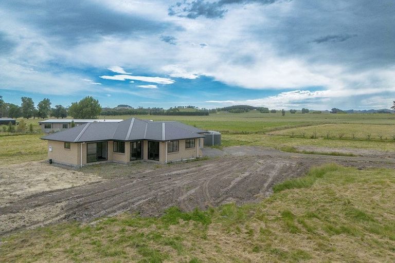 Photo of property in 63 Farm Road, Waipukurau, 4284