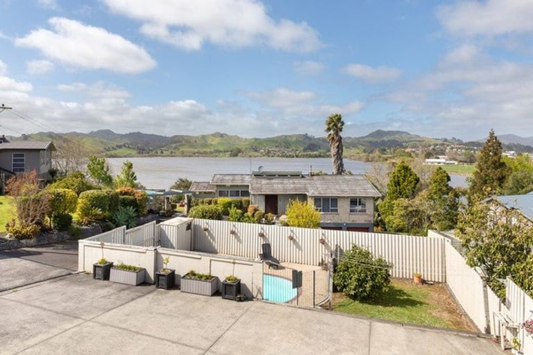 Photo of property in 38 Kimihia Road, Huntly, 3700