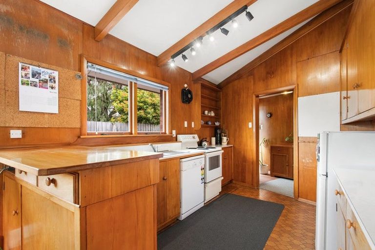 Photo of property in 90 Fisher Avenue, Beckenham, Christchurch, 8023
