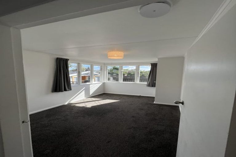 Photo of property in 4/17 Kowhai Street, Naenae, Lower Hutt, 5011